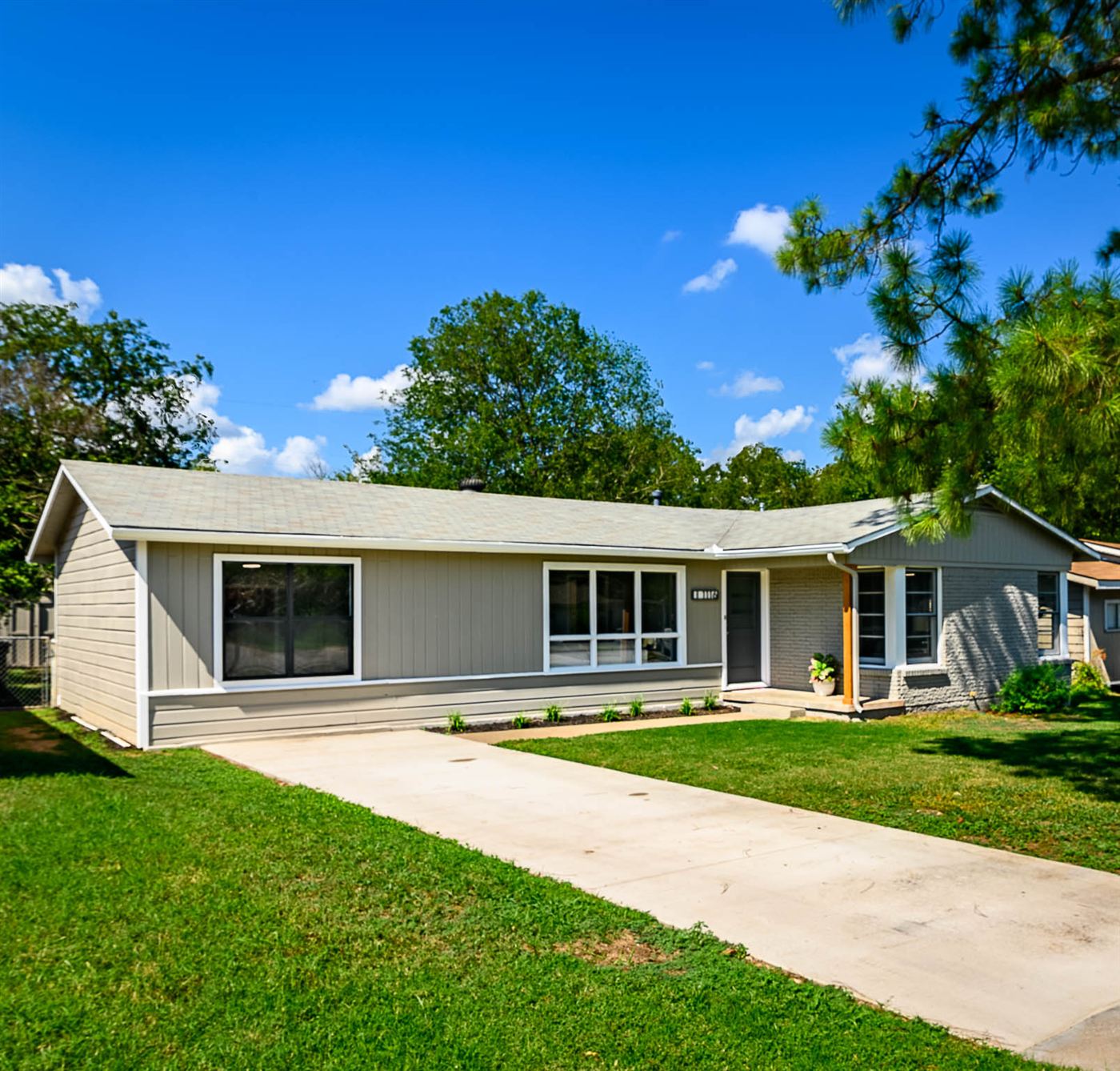 Completed home renovation by Axelson Construction